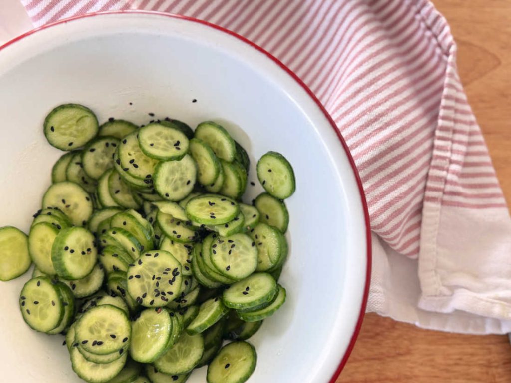 סלט מלפפונים