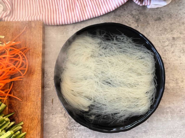 אטריות אורז