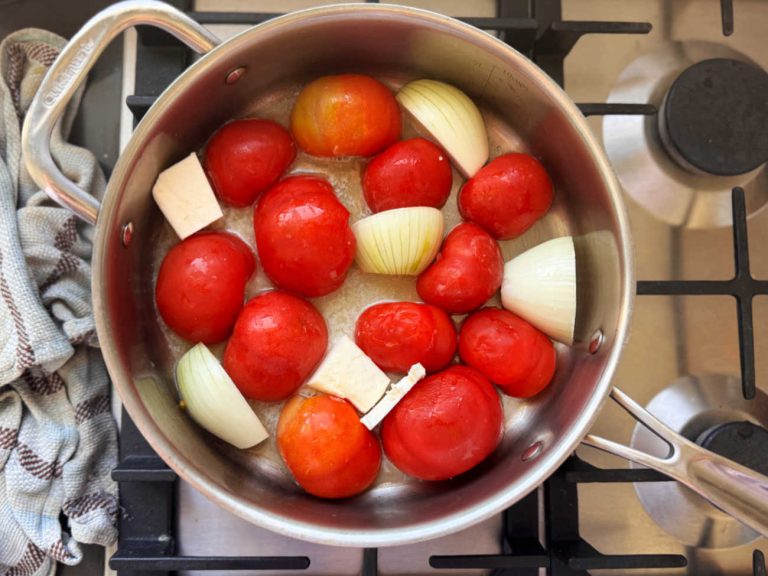 רוטב עגבניות לפסטה